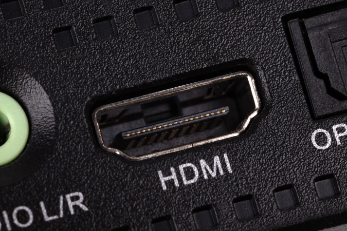 آیا HDMI می تواند درایو USB را بخواند؟
